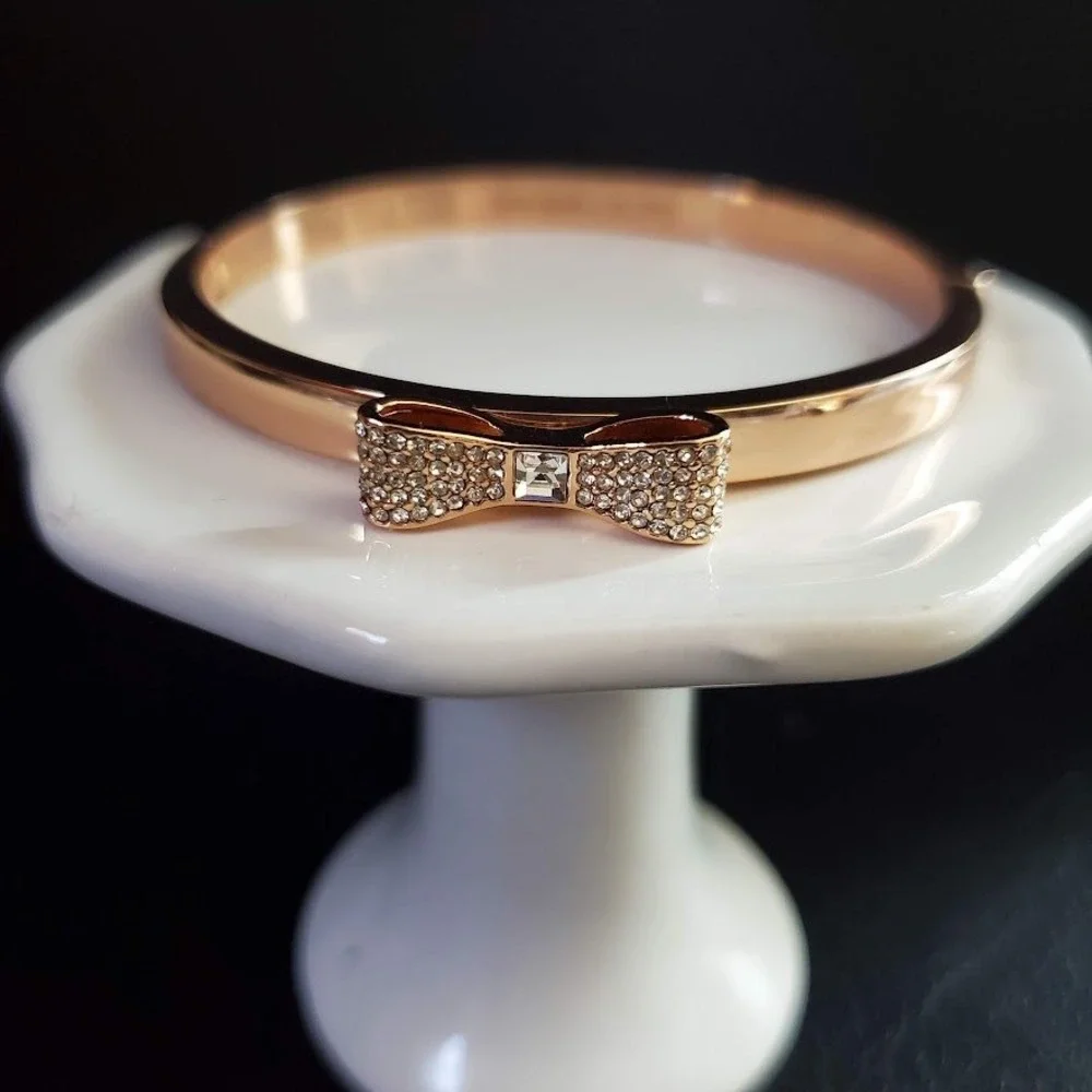 Kate Spade Ready Set Bow Hinged Bangle Bracelet Rose Gold with Pave Bow Signed‎ - Picture 11 of 11
